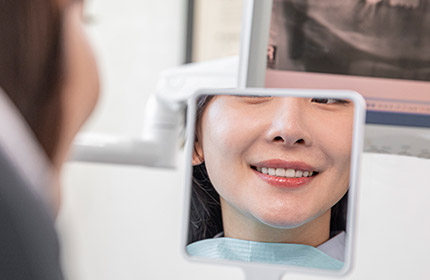 AI로 더 완벽하게 치아 교정이 되네요. 추천!!